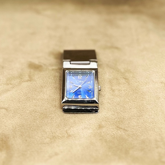 Colibri Silver Clip-On Watch with Blue Dial - Picture 3 of 5